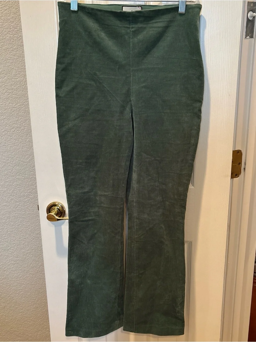 Tuckernuck Green Corduroy Ashford Pants Crop Kick Flare High-Rise sz Large